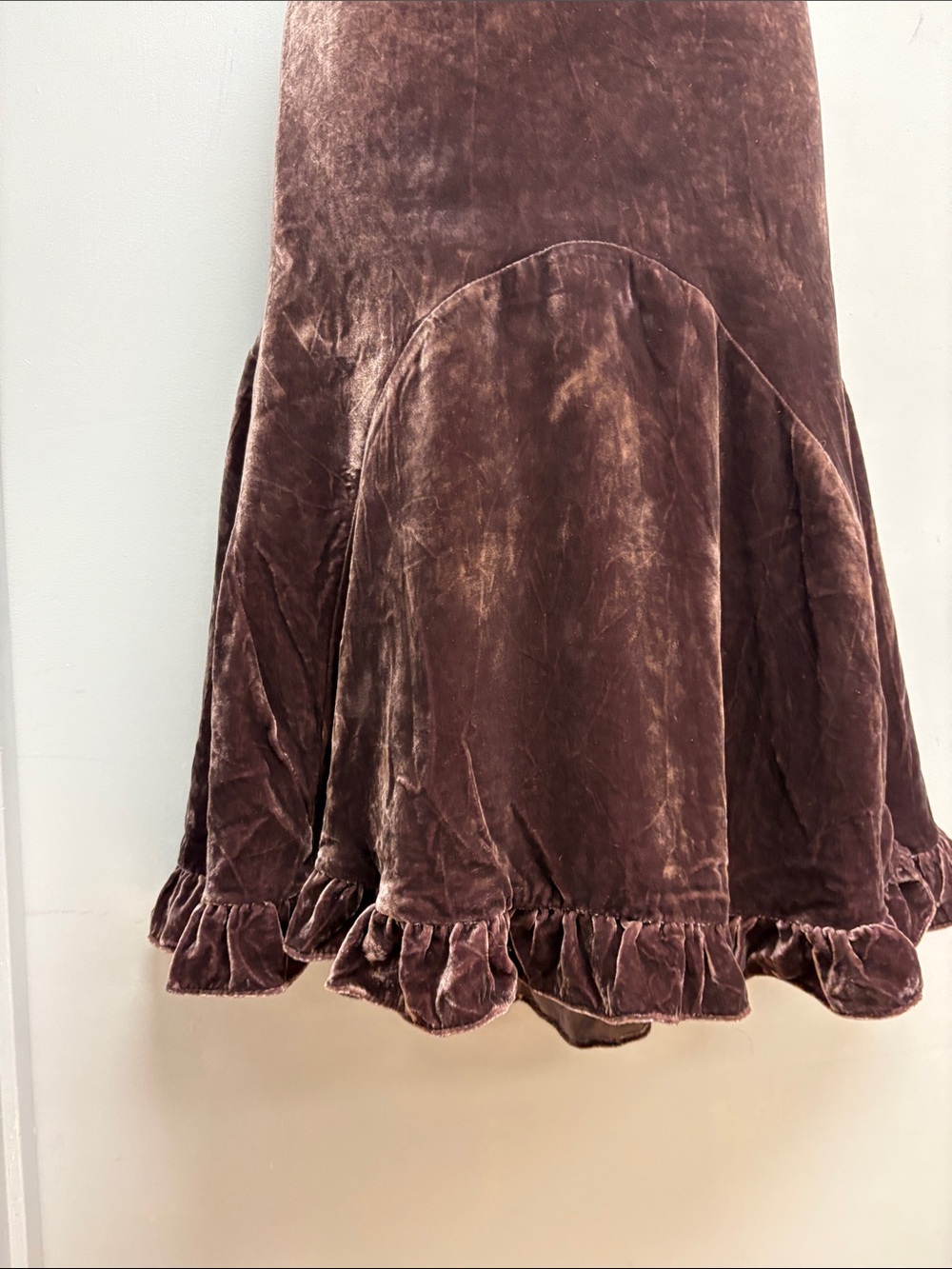 SOLD IN STORE Neely Brown Silk Blend Velvet Ruffle Hem Midi Skirt M - Picture 3 of 10